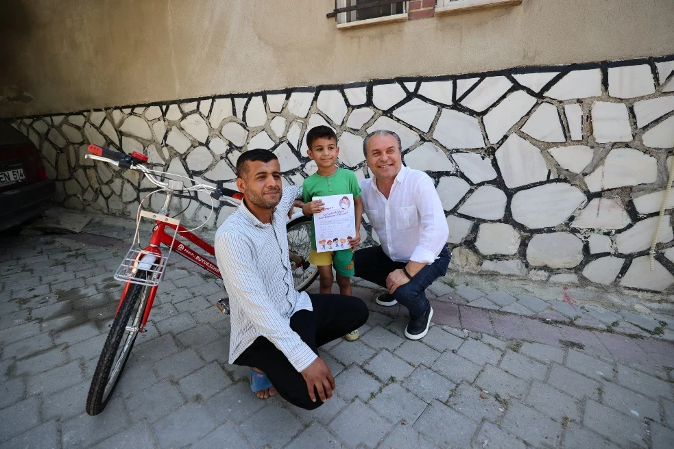 Çocukların Mektuplardaki Dilekleri Karşılıksız Kalmadı