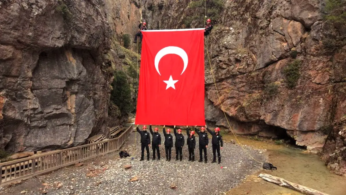 Debak’tan Cumhuriyet Bayramı’na Özel Anlamlı Etkinlik