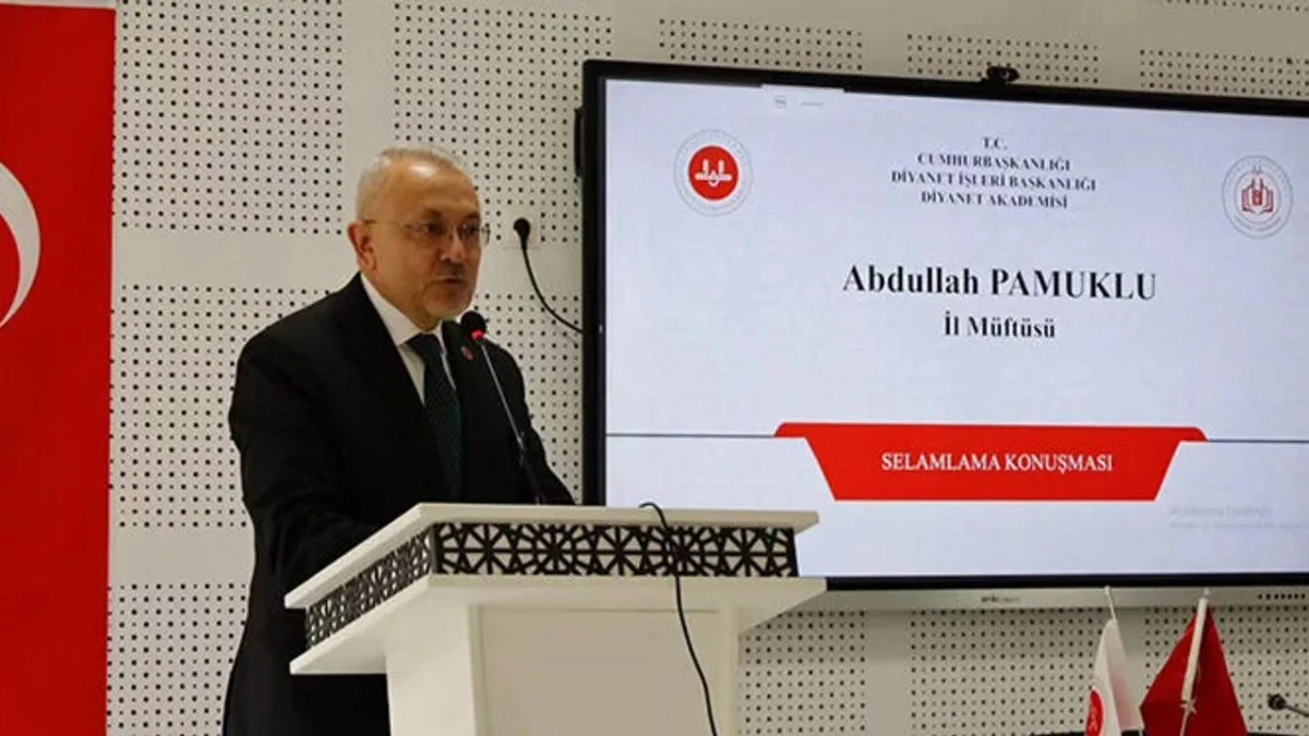 Denizli’de “ideal Din Görevlisi Nasıl Olmalı?” Konferansı Düzenlendi