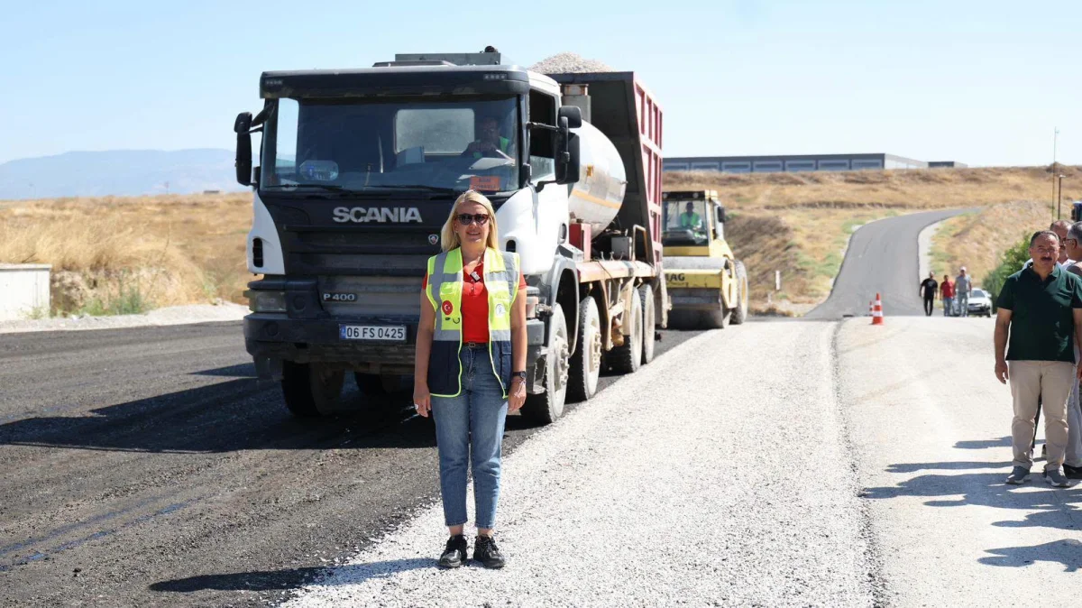 Merkezefendi’de Yollar Yenileniyor