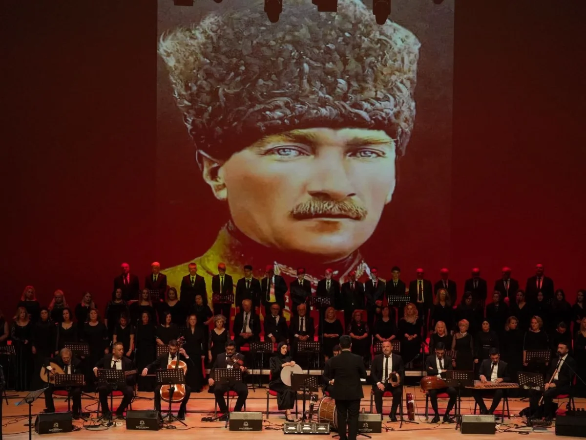 Milli Mücadele Ruhu Sahneye Taşındı