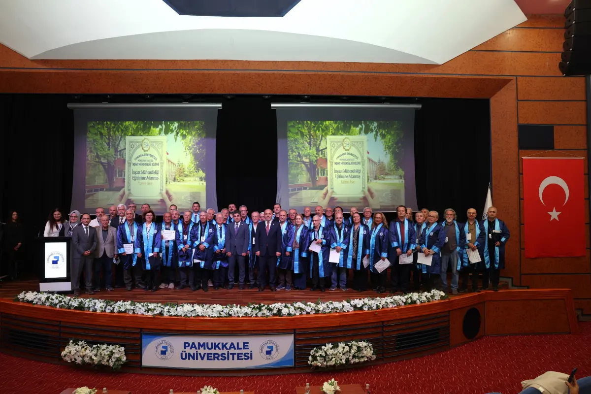 Rektör Güngör, İnşaat Mühendisliği Bölümü’nün 50. Yıl Buluşmasına Katıldı